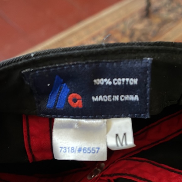 Cowgirl Tuff Co. black distressed newspaper boy hat size M new without tags - Picture 5 of 5